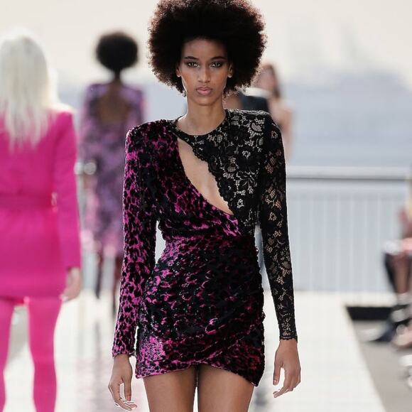 DUNDAS x REVOLVE Courtney Mini Dress in Hot Pink NWOT Size Small - Picture 5 of 6